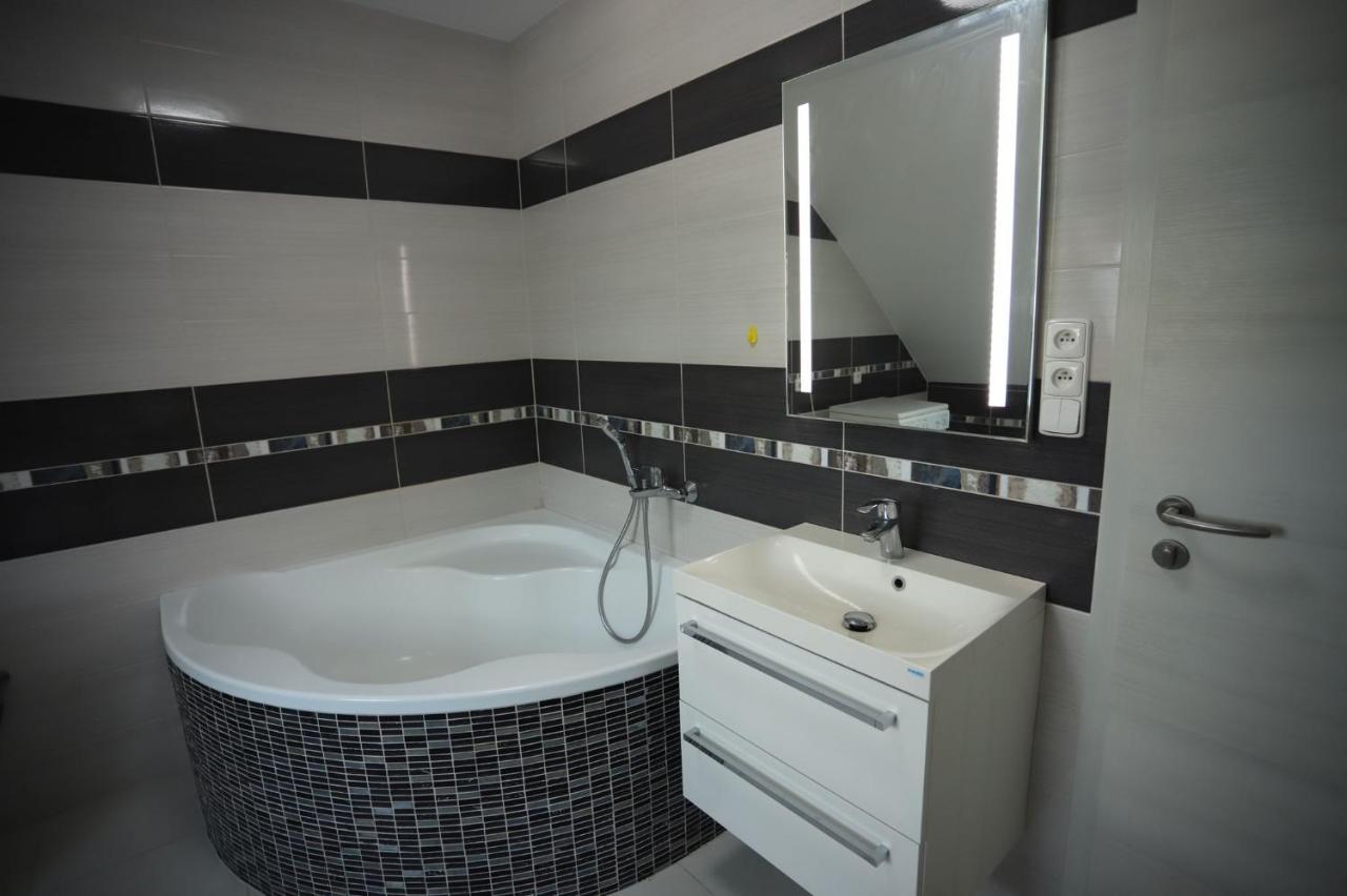 Apartman Tina Apartment *